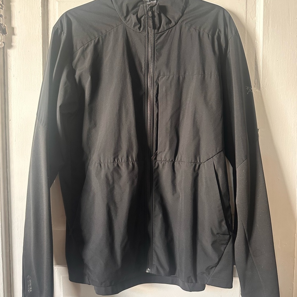 Arc'teryx Black lightweight Jacket
